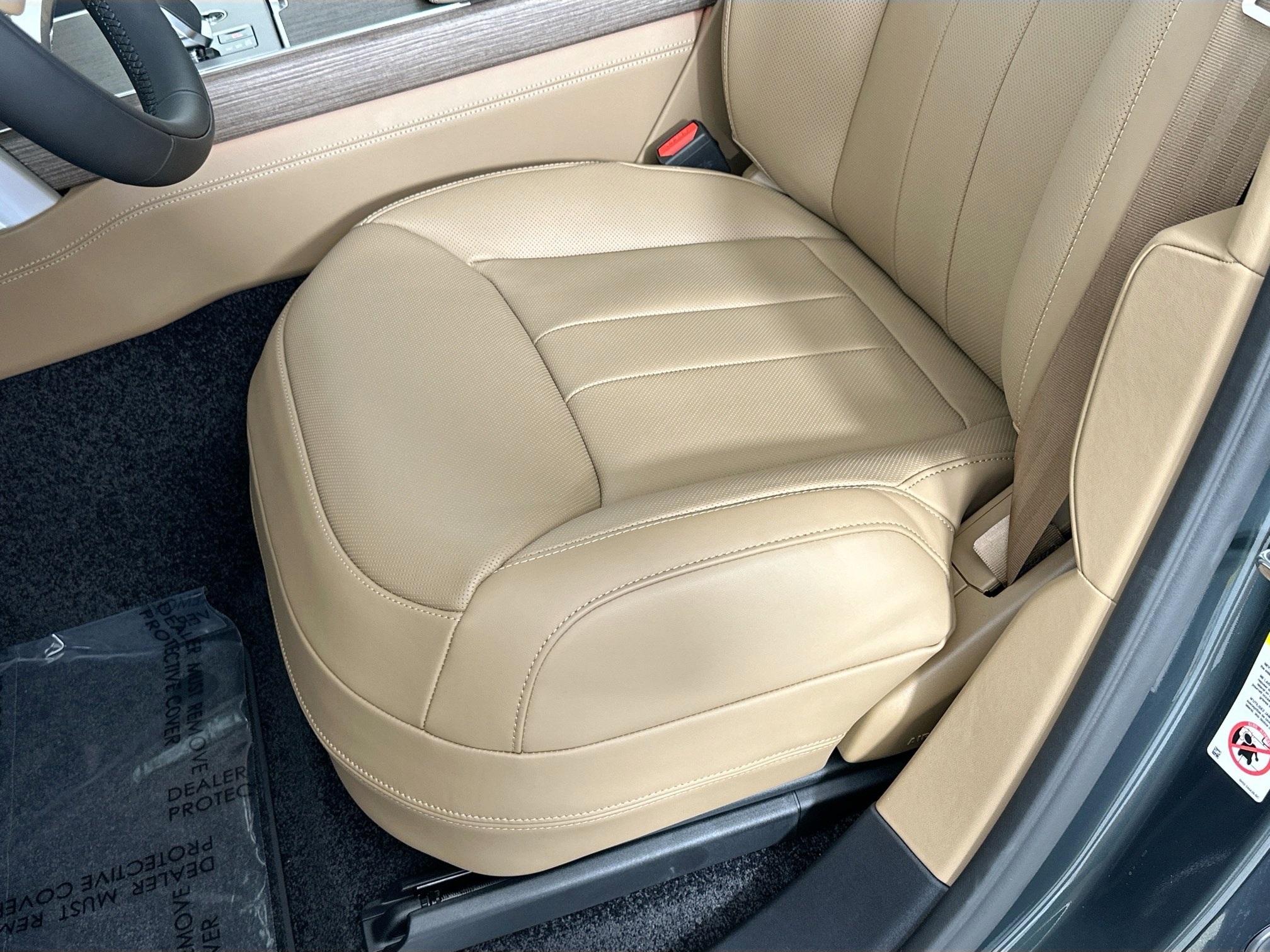 new 2025 Land Rover Range Rover car, priced at $132,780