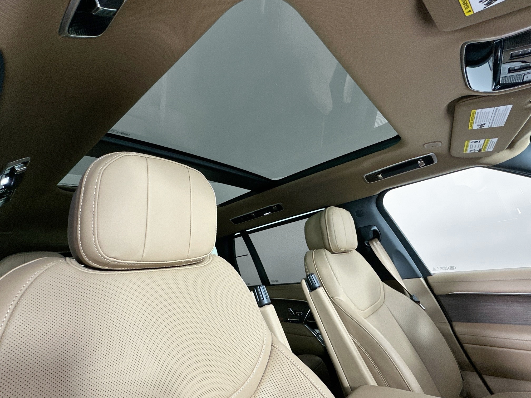 new 2025 Land Rover Range Rover car, priced at $132,780