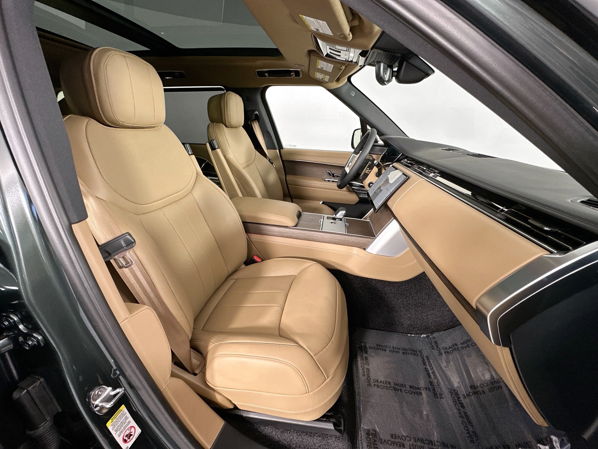 new 2025 Land Rover Range Rover car, priced at $132,780