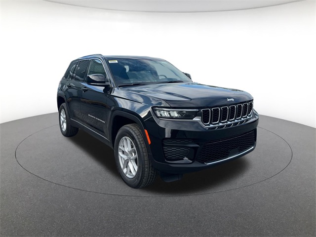 new 2025 Jeep Grand Cherokee car, priced at $37,514