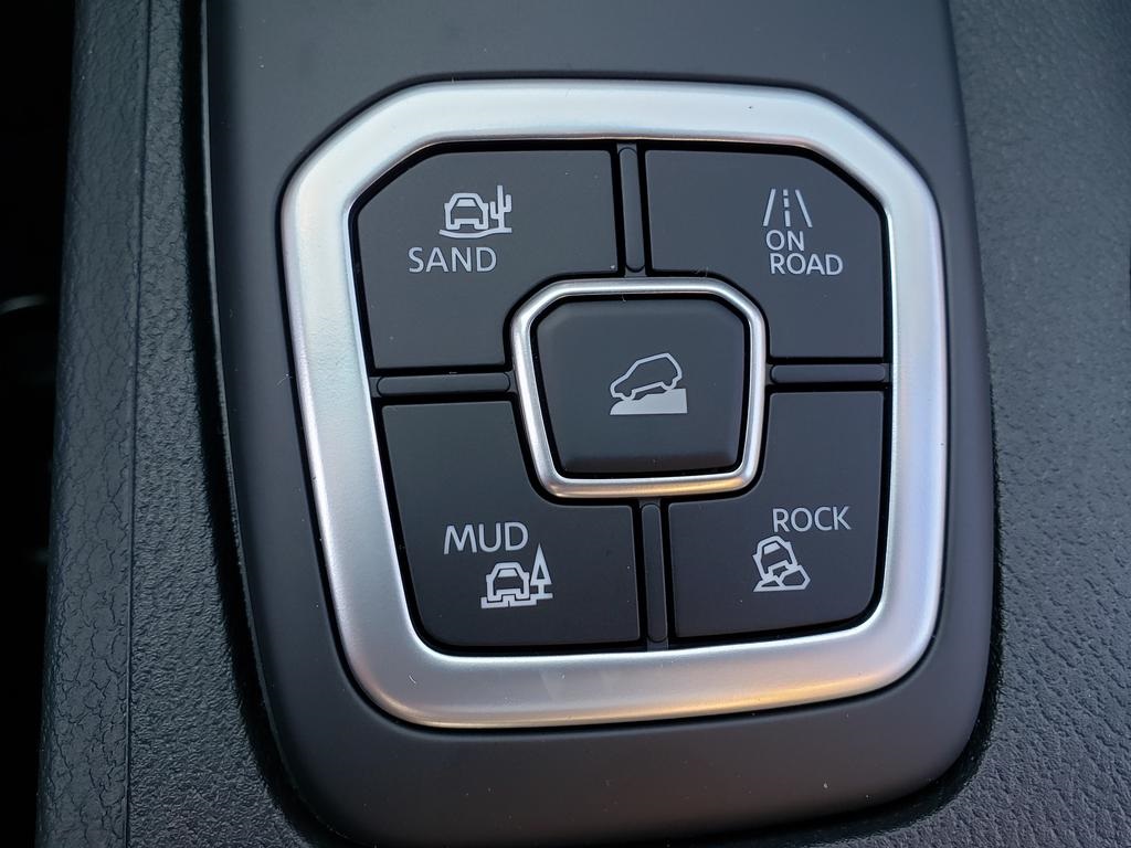 new 2026 Nissan Frontier car, priced at $45,601