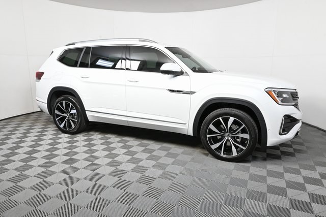 new 2026 Volkswagen Atlas car, priced at $59,099