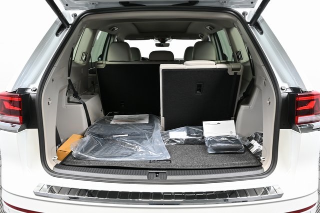 new 2026 Volkswagen Atlas car, priced at $59,099
