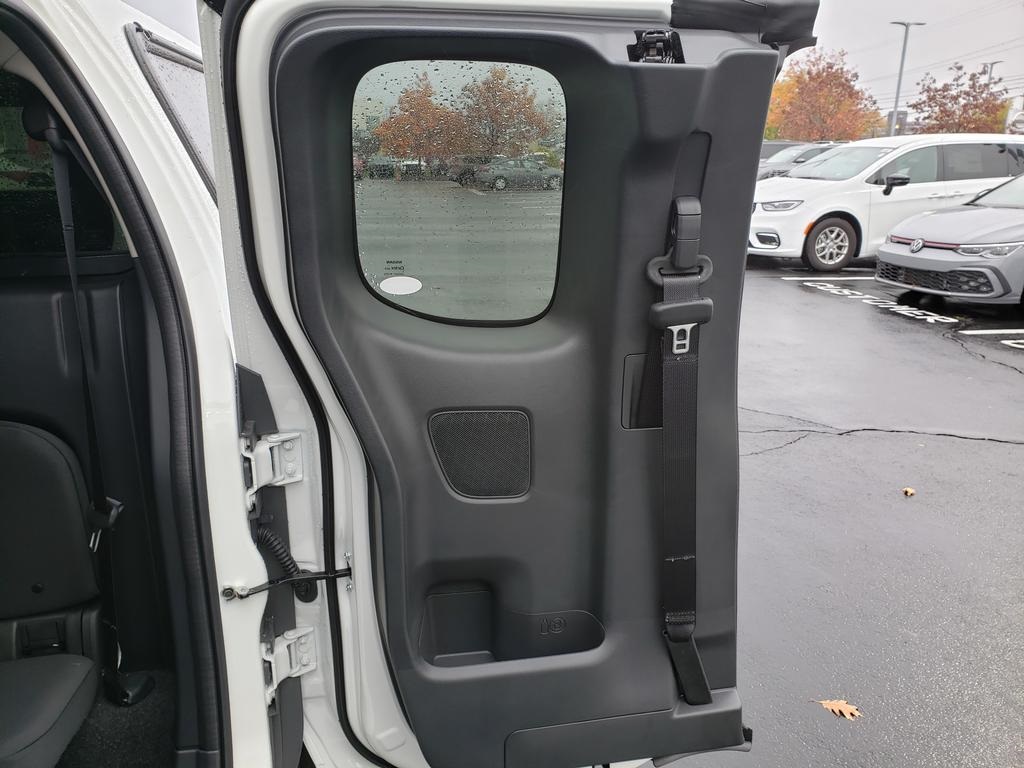 new 2026 Nissan Frontier car, priced at $35,686