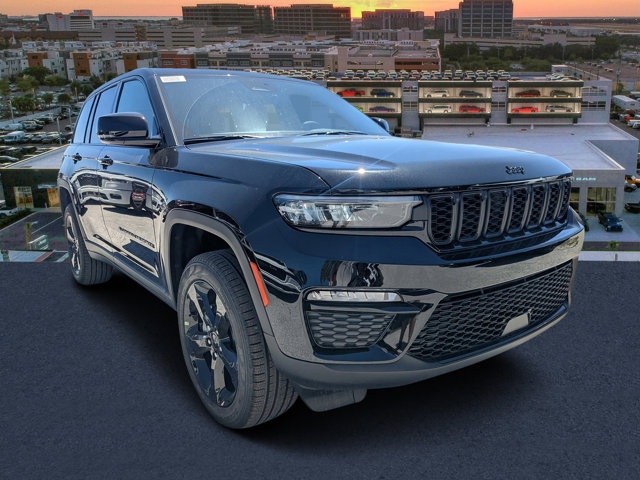 new 2025 Jeep Grand Cherokee car, priced at $40,220