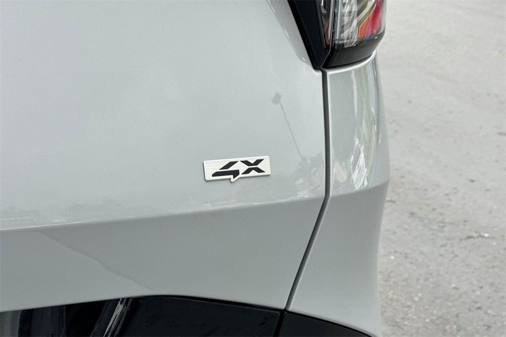 new 2026 Kia Sportage car, priced at $38,910