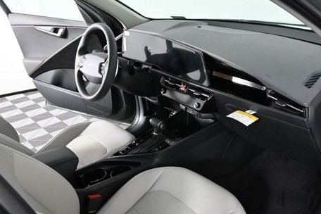 new 2025 Kia Niro car, priced at $32,368