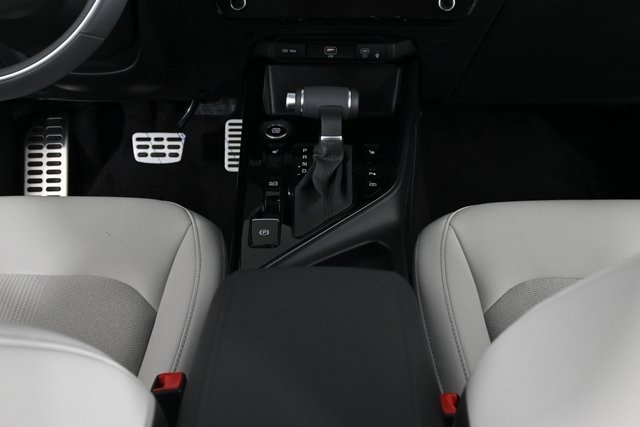 new 2025 Kia Niro car, priced at $32,368