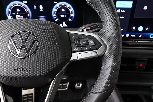 new 2025 Volkswagen Tiguan car, priced at $40,256