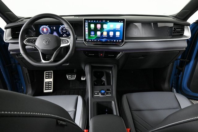 new 2025 Volkswagen Tiguan car, priced at $40,256