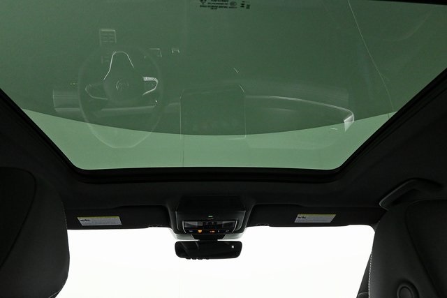 new 2025 Volkswagen Tiguan car, priced at $40,256