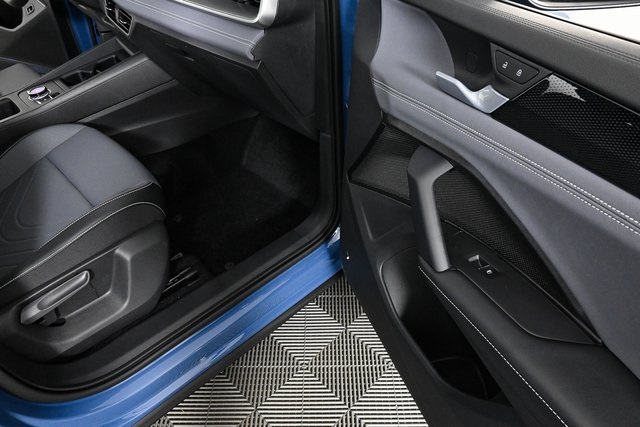 new 2025 Volkswagen Tiguan car, priced at $40,256