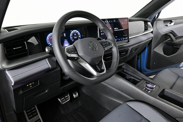 new 2025 Volkswagen Tiguan car, priced at $40,256