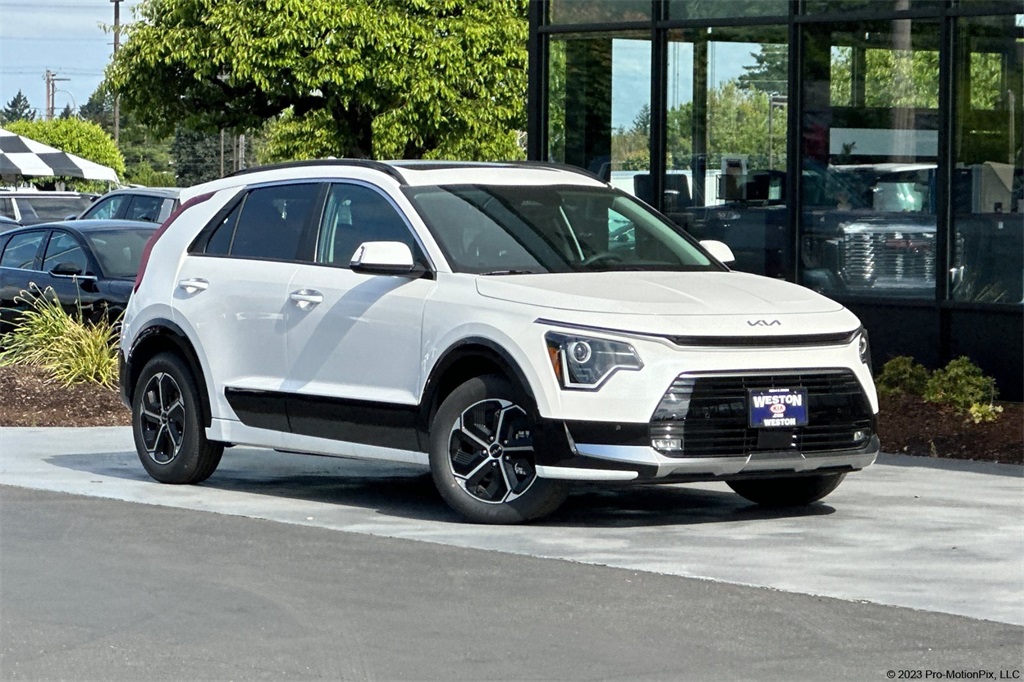 new 2025 Kia Niro car, priced at $31,955