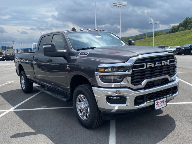 new 2025 Ram 3500 car, priced at $61,666