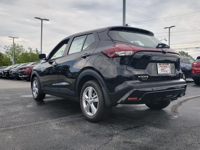 new 2025 Nissan Kicks Play car, priced at $23,149