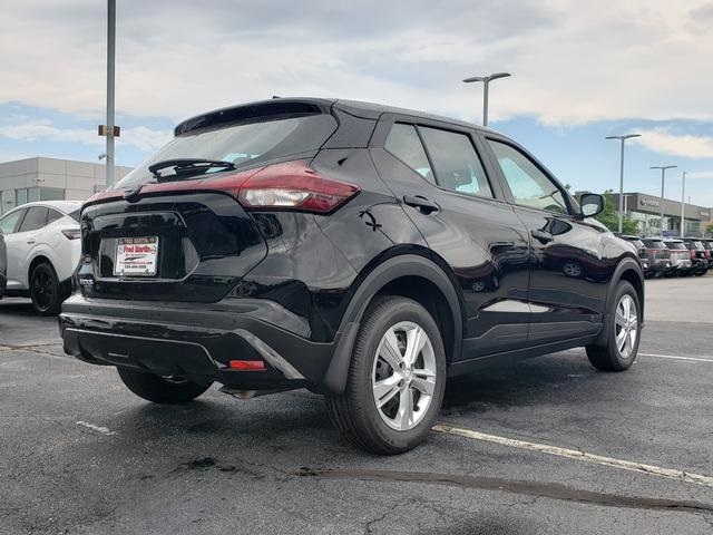 new 2025 Nissan Kicks Play car, priced at $23,149