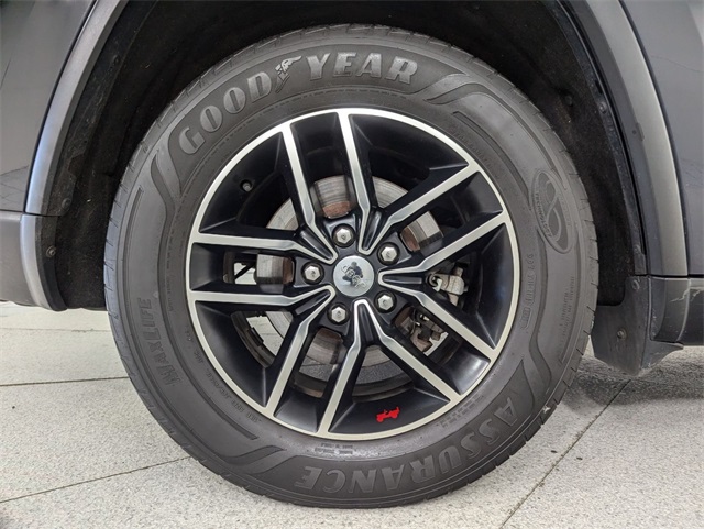 used 2018 Jeep Grand Cherokee car, priced at $18,281