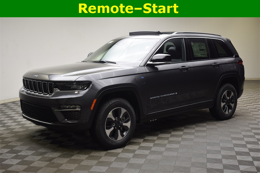 new 2025 Jeep Grand Cherokee car, priced at $55,433